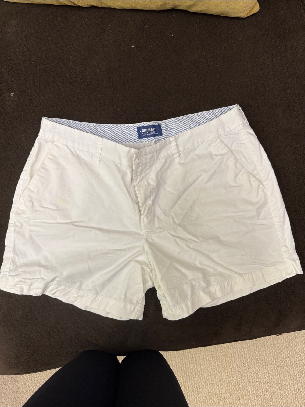 Old Navy White Women's Casual Cotton Shorts